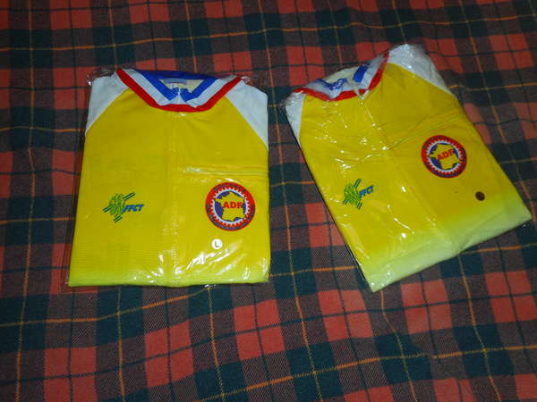 fichier 20170203_2155_002a_vendre_jersey_adf_deux_maillots-0.jpg