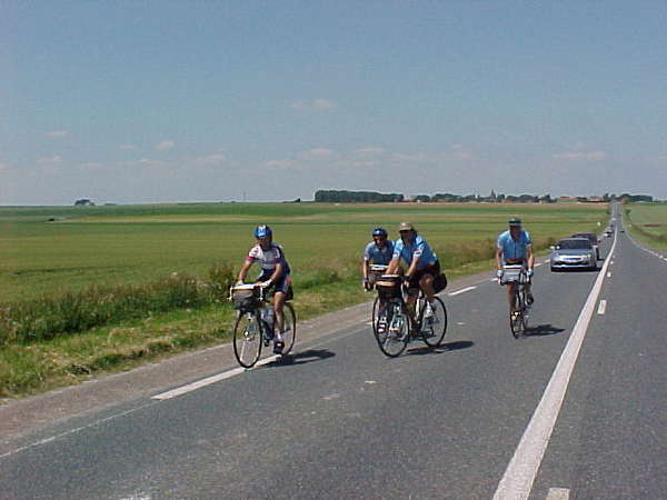 fichier 20020626_100010_dm_andre_tignon_alain_hologne_marcel_lefebvre_christian_fievet-0.jpg