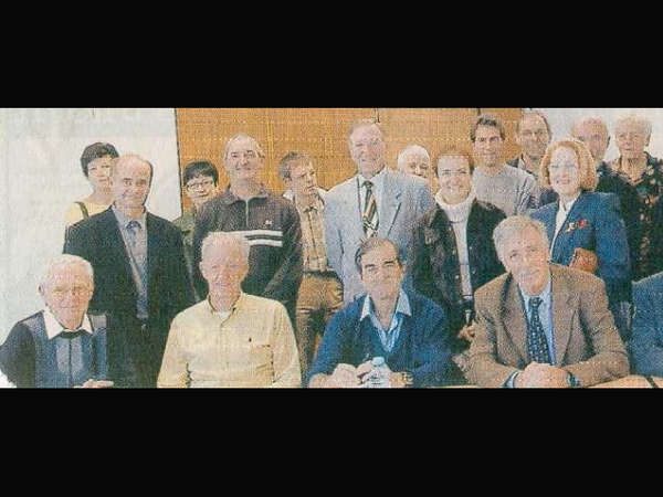 fichier 20021019_100010_reunion_danjoutin_frederik_alberda_jean-claude_augay_gilbert_jaccon_aime_galdin_gerard_malivoir_francis_pouzet_bernard_lescude_francine_schauber_alain_schauber_wil_alberda_jocelyne_hinzelin-0.jpg