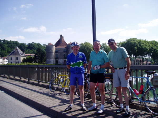 fichier 20030518_100010_hm_jean-marc_lefevre_patrick_drecourt_jean-luc_lebeau-0.jpg