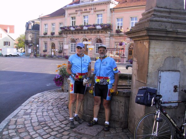 fichier 20030710_140010_sh_alain_hologne_jackie_devreese-0.jpg