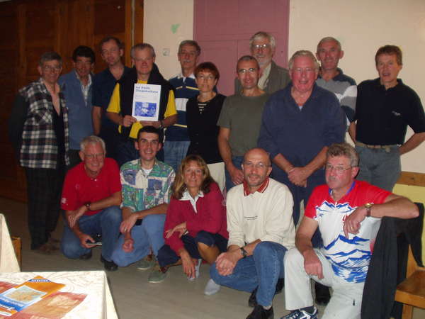 fichier 20031011_230310_reunion_rencurel_chantal_barradi_alain_charriere_annie_charriere_rene_boulet_jean_blavoet_robert_de_rudder_jean-jacques_treguer_paul_gardie_marc_bisoli_henri_morandini_marc_liaudon_robert_isoard_francis_dancre_jean-philippe_battu-0.jpg