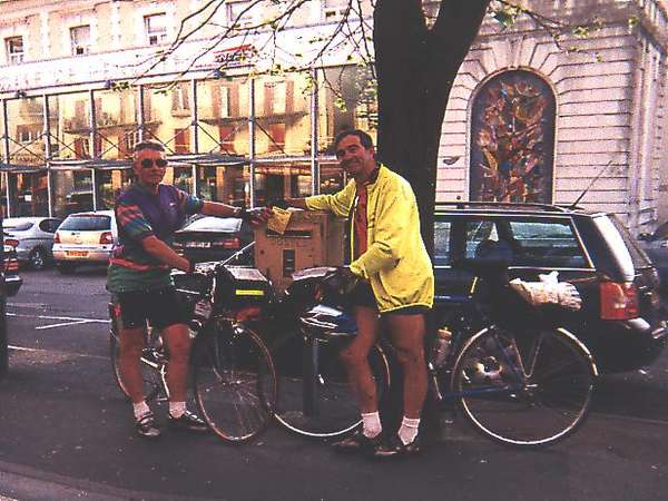 fichier 20040511_100030_eurodiagonale_guy_duquerroy_francis_pouzet_arrivee_hendaye-0.jpg