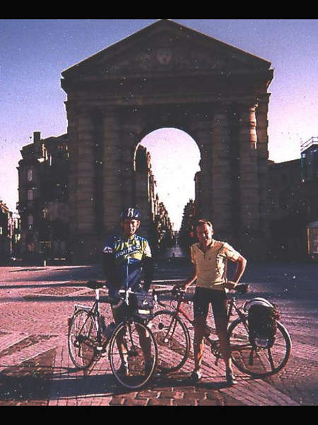 fichier 20040613_100010_dh_henri_morandini_bordeaux-0.jpg