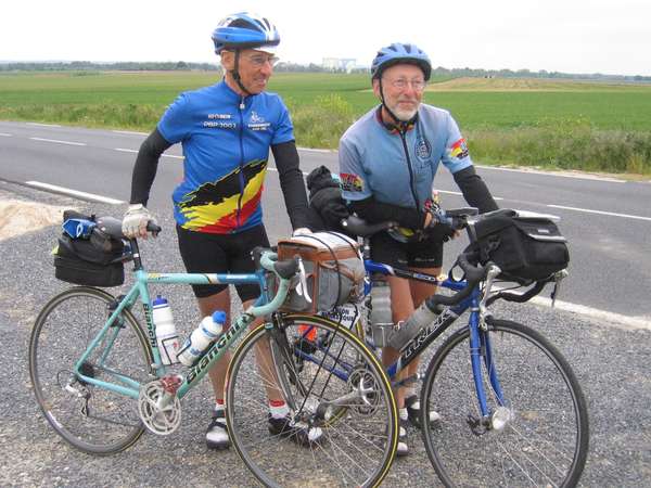 fichier 20050519_180040_md_chrisian_fievet_marcel_lefebvre-0.jpg