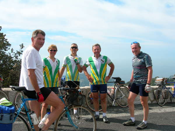 fichier 20060513_0935_mh_tandem_rene_bertinchamps_ghislaine_devulder_roger_devulder_pierre_dorne_patrick_drecourt_col_eze_grande_corniche_gd-0.jpg