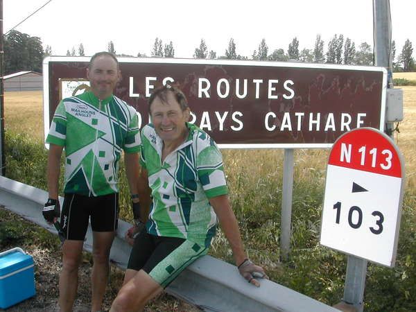 fichier 20060616_1150_hm06169_michel_lafourcade_serge_tendil_n113_bl-0.jpg