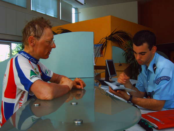 fichier 20060617_1710_sb_guy_leduc_arrivee_jh-0.jpg