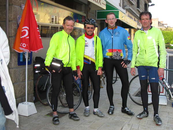 fichier 20070524_012222_mb_rohan_yvon_tinel_jean-louis_verscheure_jean-marc_mortier_jacques_thailly_jlb-0.jpg