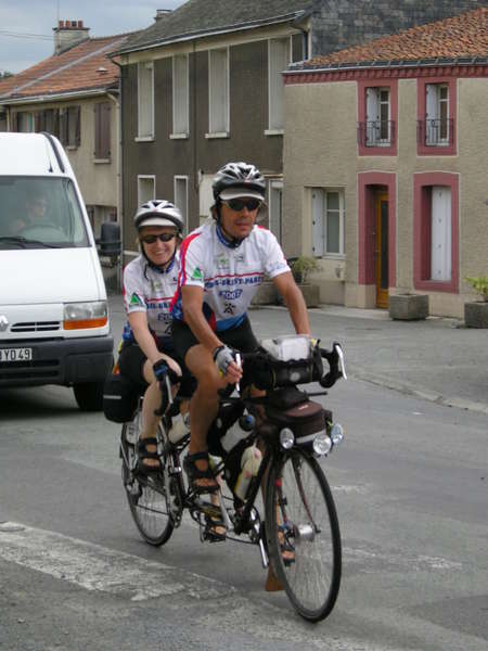fichier 20080821_154303_mb_tandem_isabelle_carrier_jean-philippe_battu20_sq-0.jpg