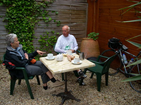 fichier 20090503_202240_sh_mireille_bourel_bernard_lebreton10_hb-0.jpg