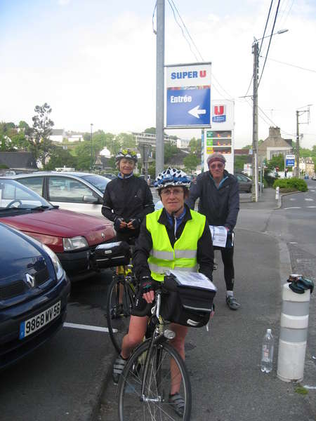 fichier 20090520_095212_bp_huguette_duteil_veronique_martin_georges_fayet11_jo-0.jpg