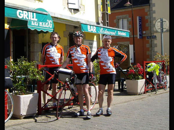 fichier 20090531_115454_bp_patrick_le_mauff_yannick_jouan11_resized_gc-0.jpg