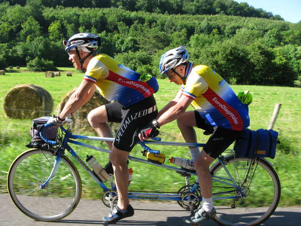 fichier 20090622_090112_dm_tandem_jean-louis_borach_rene_devinant10_ag-0.jpg