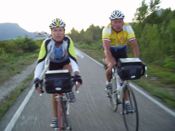 fichier 20090809_175014_dm_001pc_route_barrage_saint_egreve_marie-france_lesne_francis_swiderek_jp-0.jpg