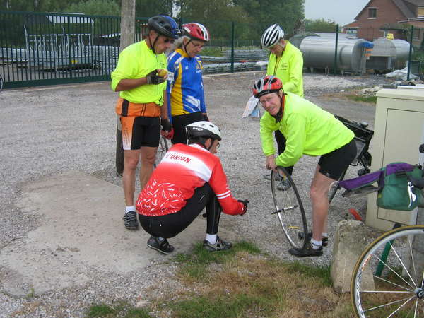 fichier 20100523_100405_dm_bernard_aussillou_philippe_deveaux_jacques_mandille_bernard_gely_jacques_aylies10_ja-0.jpg