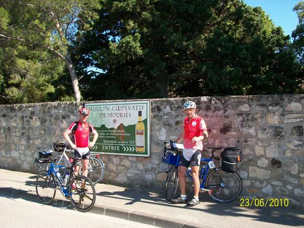 fichier 20100623_172755_hm_jean-paul_frederic_eric_desmette_zara10_aw-0.jpg