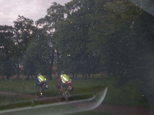 fichier 20100805_205759_hs_jean_morin_michel_chateau21_jh-0.jpg