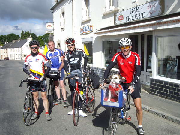 fichier 20070524_145050_bm_jean-louis_verscheure_jacques_thailly_denis_vanderbrugge_eric_desmette_20_gc-0.jpg