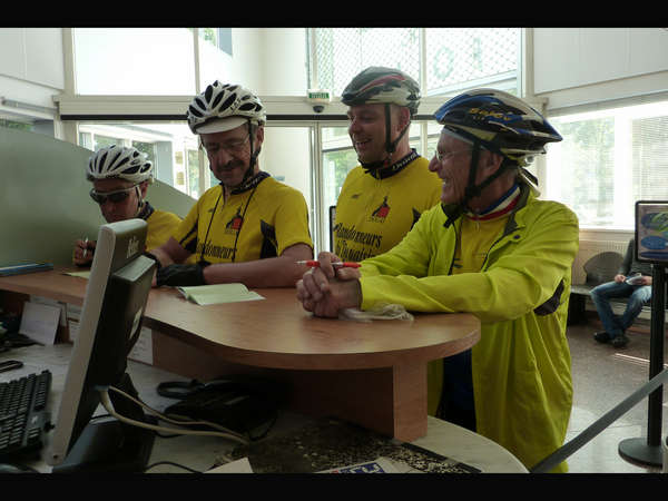 fichier 20110617_100202_sh_jacques_delecolle_victor_sion_bertrand_reginier_antoine_guerard11_resized_jh-0.jpg