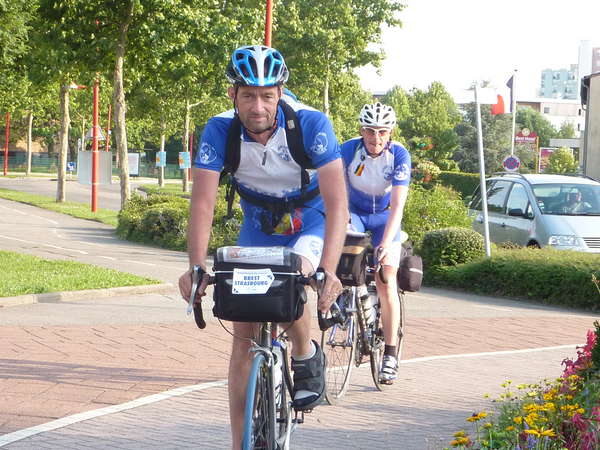 fichier 20110630_191901_bs_frederic_deschuyteneer_alain_somville_10_jh-0.jpg