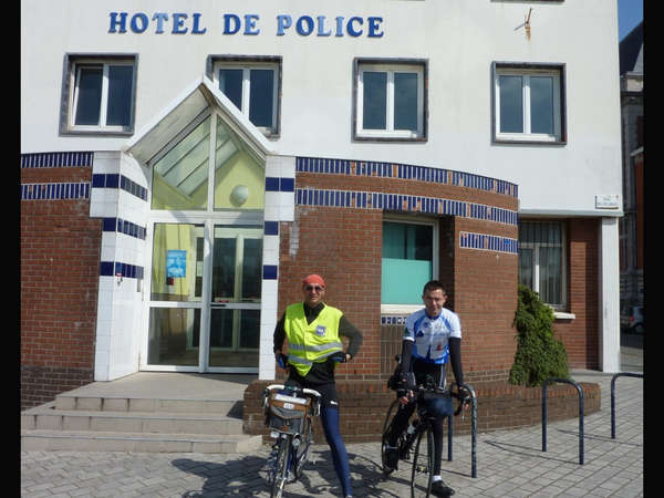 fichier 20120506_160057_dm_philippe_carpentier_michael_zakrzewski01_resized_ja-0.jpg