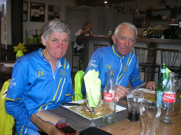 fichier 20120612_104227_sh_marie-helene_carre_jean-claude_dangoumau12_bd-0.jpg