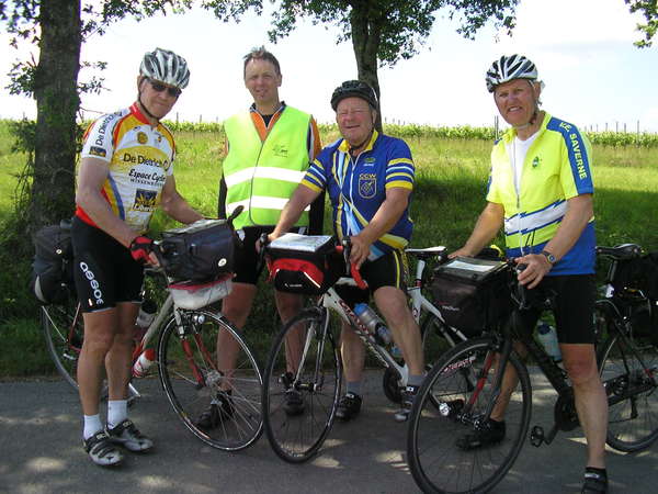 fichier 20130602_152328_sh_luc_piveteau_marc_henni_gilbert_boch_pierre_obergfell30_bd-0.jpg