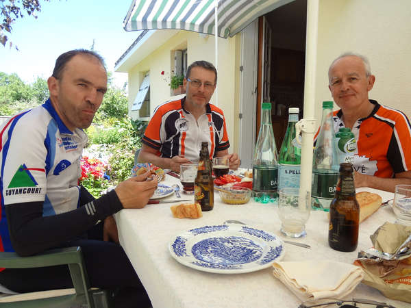 fichier 20140611_173929_mb_jean_morin_mario_paulic_michel_chateau21_jc-0.jpg