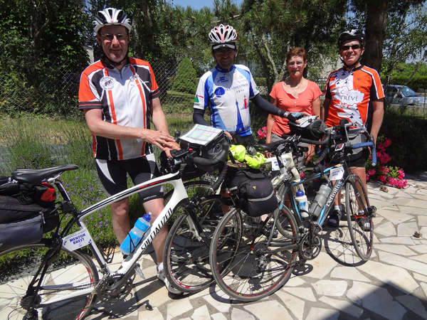 fichier 20140611_173939_mb_mario_paulic_jean_morin_nicole_chabirand_michel_chateau22_jc-0.jpg