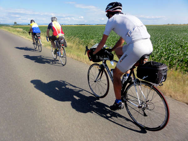 fichier 20140615_172546_bs_jocelyne_hinzelin_christian_guillemaud_michel_giraud_christian_guillemaud_michel_giraud-0.jpg